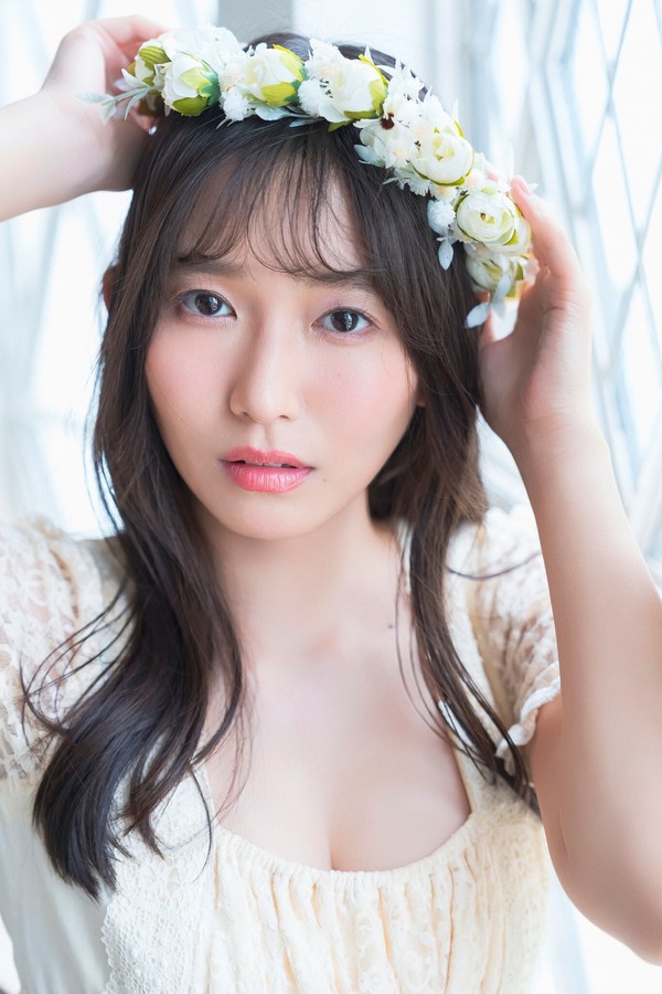 志田音音写真集《ピュアすぎてごめん！》高清全本[47P]「 清晰度：1365*2048 / 大小：37M 」-猩猩智库 - 提供高质量日系写真