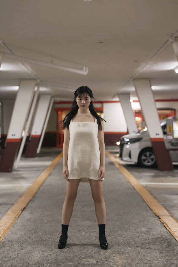 [图片4]-高鹤桃羽写真集《ずっとみててね～prologue～》高清全本[38P]插图-猩猩智库-提供高质量的日系写真！