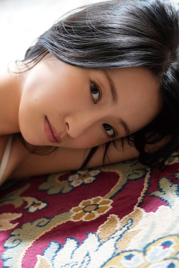 [图片5]-澄田绫乃写真集《艶やかなヒミツ》高清全本[80P]插图-猩猩智库