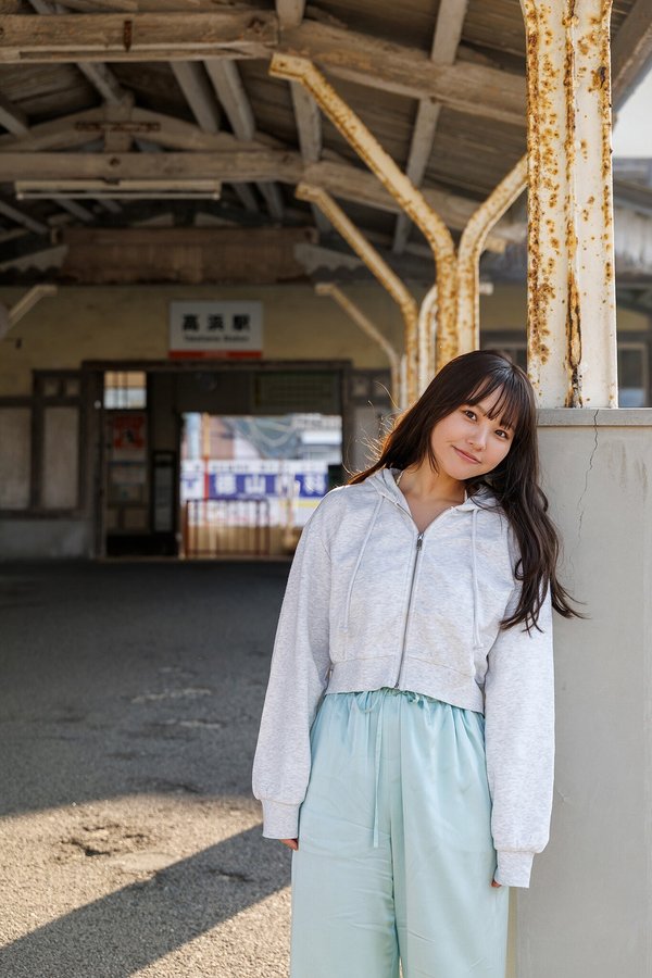 [图片4]-本乡柚巴写真集《ヤンマガアザーっす！＜YM2025年21号未公開カット＞》高清全本[56P]插图-猩猩智库