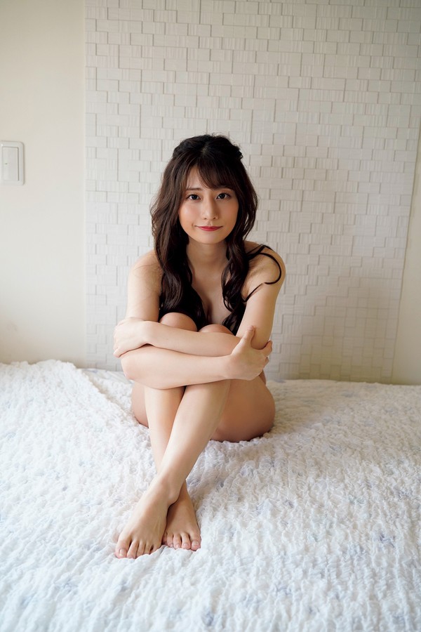 [图片2]-铃木优香写真集《スキャンダルFカップ Vol.3》高清全本[70P]插图-猩猩智库