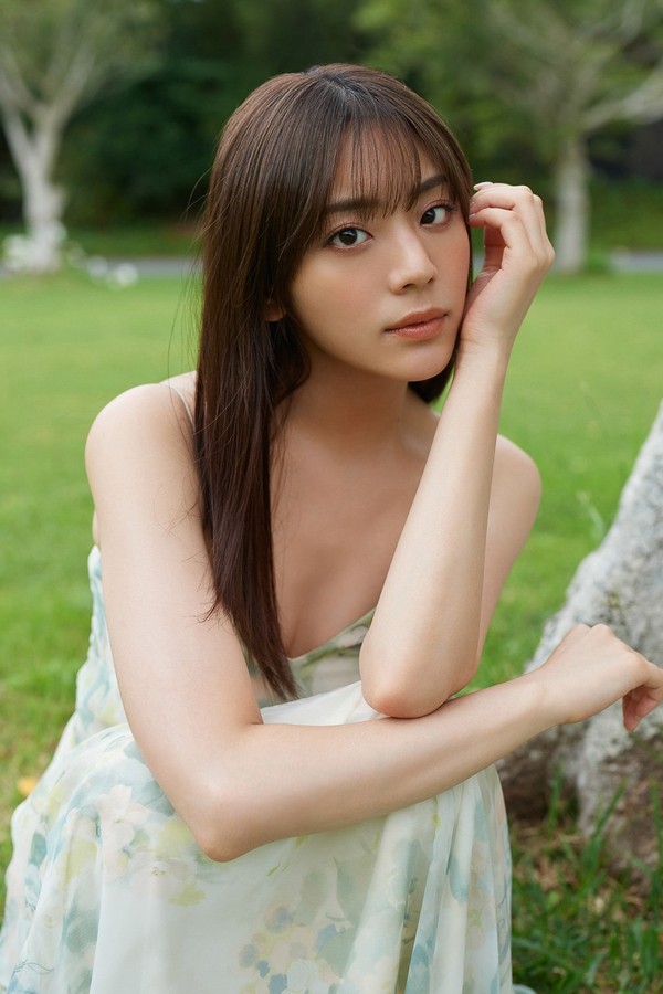 [图片3]-贵岛明日香写真集《Midnight Summer スピサン グラビアフォトブック​》高清全本[46P]插图-猩猩智库