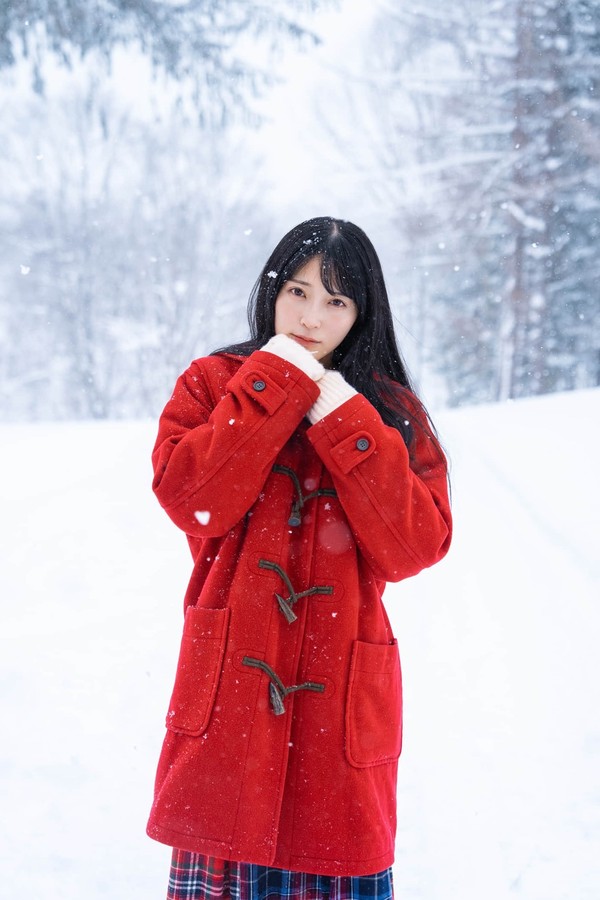 [图片5]-佐藤绮星写真集《てんば赤ずきんちゃんとやさ しいオオカミくん》高清全本[56P]插图-猩猩智库