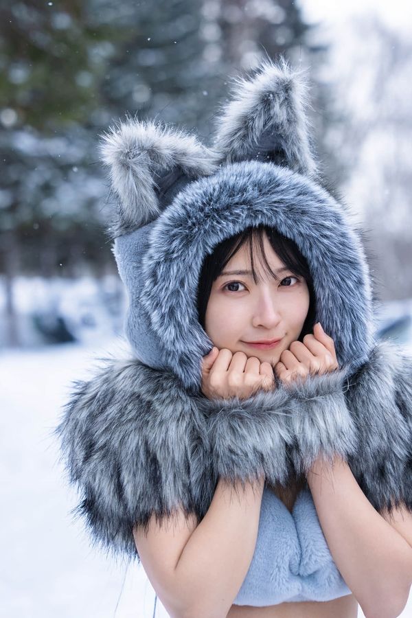 [图片7]-佐藤绮星写真集《てんば赤ずきんちゃんとやさ しいオオカミくん》高清全本[56P]插图-猩猩智库