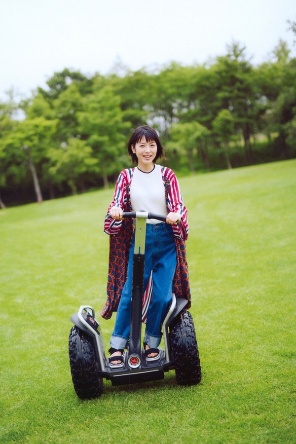 [图片2]-滨边美波写真集《フォトブック 2019年夏》高清全本[52P]插图-猩猩智库