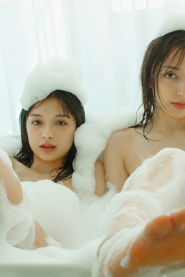[图片3]-エリマリ姉妹写真集《fericire》高清全本[166P]插图-猩猩智库