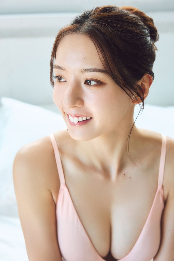 [图片2]-宫原华音写真集《戦う女グラフィティ》高清全本[39P]插图-猩猩智库
