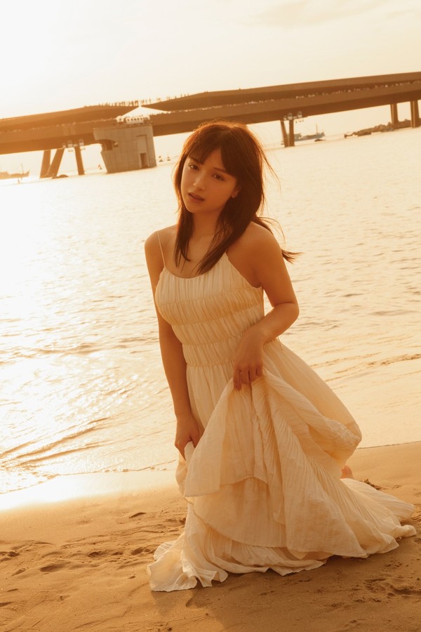 [图片6]-百濑茉莉奈写真集《エリマリ姉妹1st写真集 fericire オール未公開Edition》高清全本[187P]插图-猩猩智库