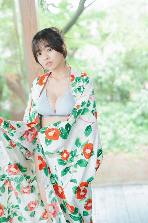 [图片7]-加藤绫乃写真集《ミスマガのアソビバ！ なつやすみ！》高清全本[57P]插图-猩猩智库