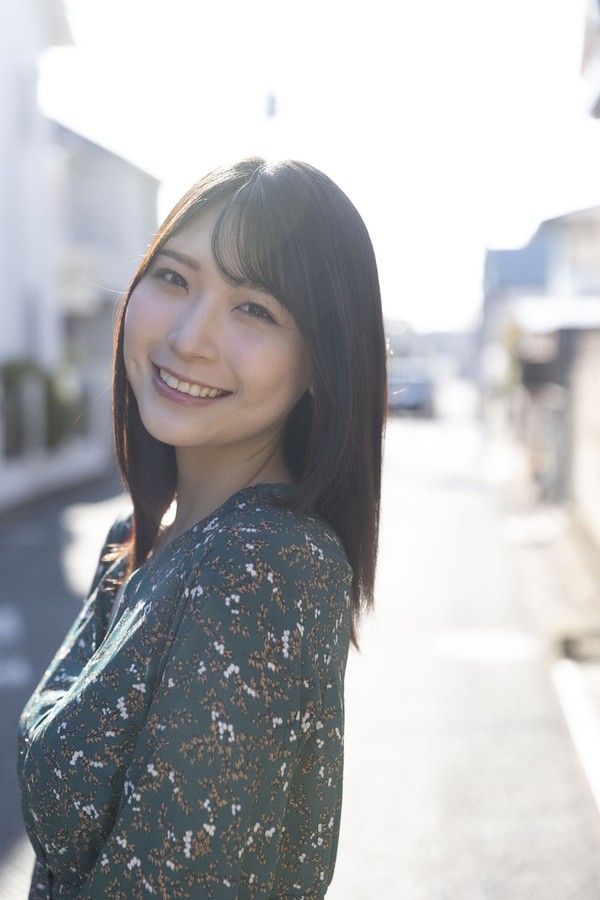 [图片2]-あまつまりな写真集《新人漫画家の僕の家に今日初めてポージングモデルがやってきました》高清全本[87P]插图-猩猩智库