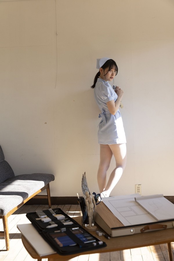 [图片5]-あまつまりな写真集《新人漫画家の僕の家に今日初めてポージングモデルがやってきました》高清全本[87P]插图-猩猩智库
