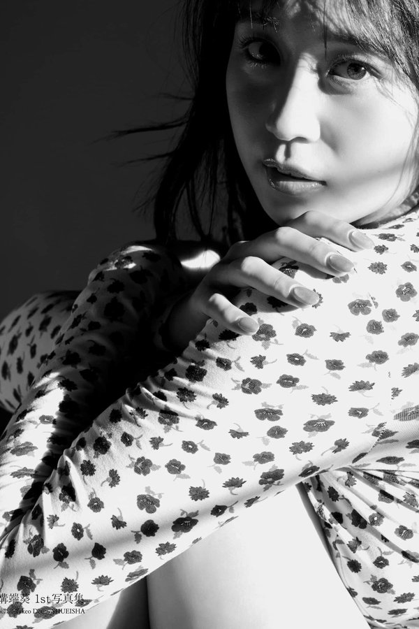 [图片5]-沟端葵写真集《あおいままで。》高清全本[156P]插图-猩猩智库