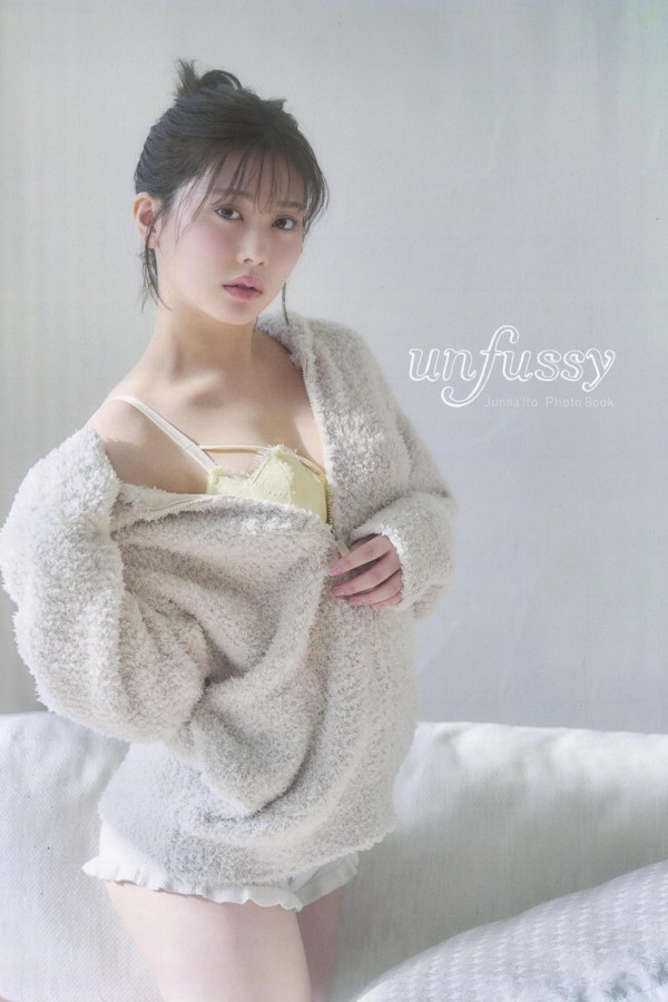 伊藤纯奈写真集《unfussy》高清全本[76P]「 清晰度：2510×3540 / 大小：116.75 MB 」-猩猩智库 - 提供高质量日系写真
