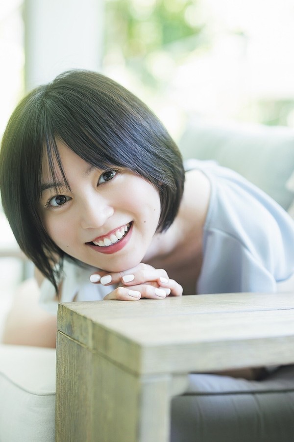 [图片5]-中岛由贵写真集《blue Blue》高清全本[128P]插图-猩猩智库
