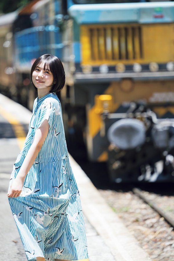 [图片7]-中岛由贵写真集《blue Blue》高清全本[128P]插图-猩猩智库