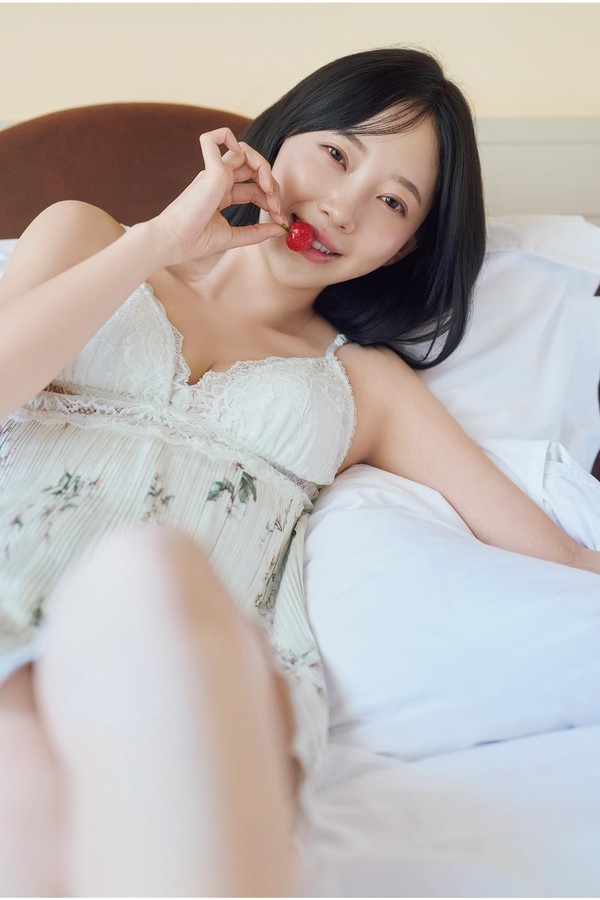 [图片5]-堀未央奈写真集《深紅の余韻》高清全本[151P]插图-猩猩智库